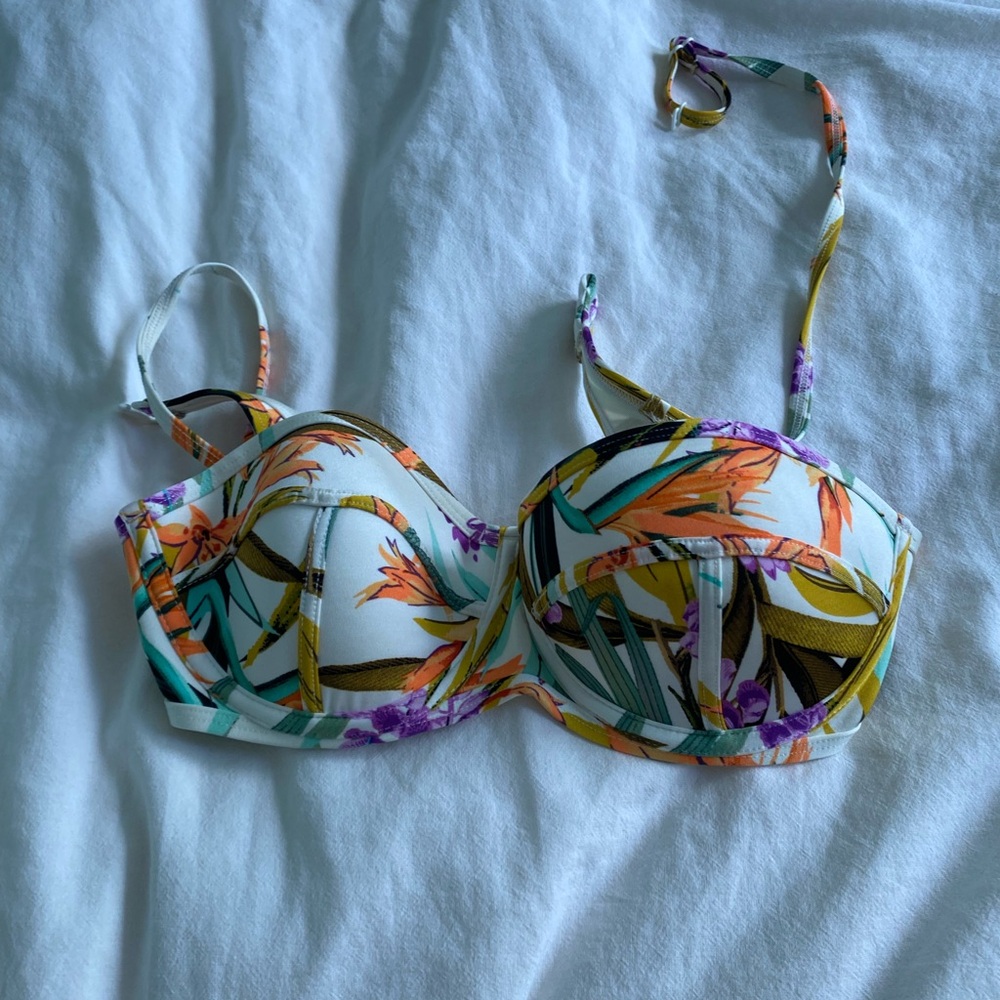 Body Glove Women’s Bikini Top